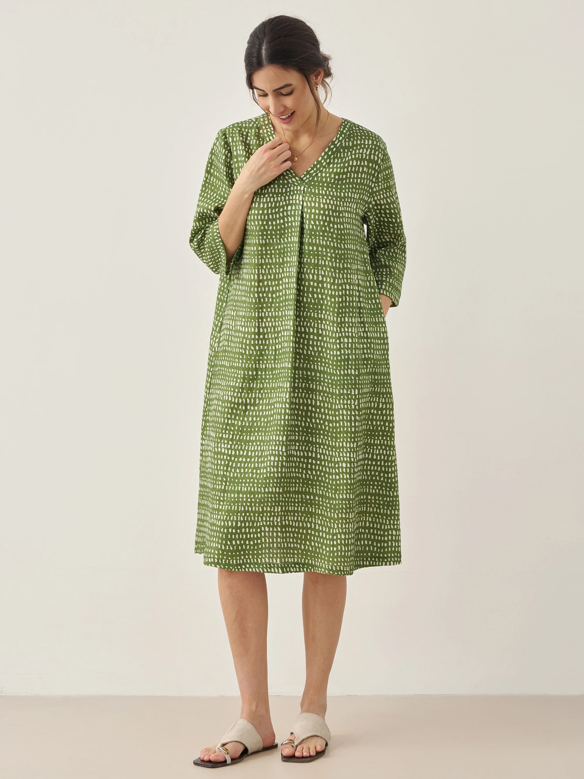 100% Linen V-Neck Dot Midi Dress LIRA