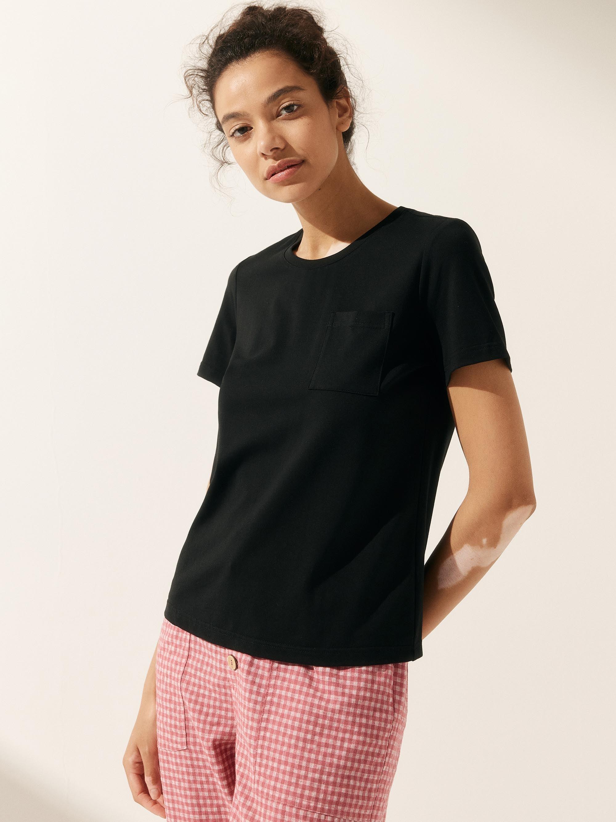 Stretch-Knit Bamboo Classic Basic Tee BELLE