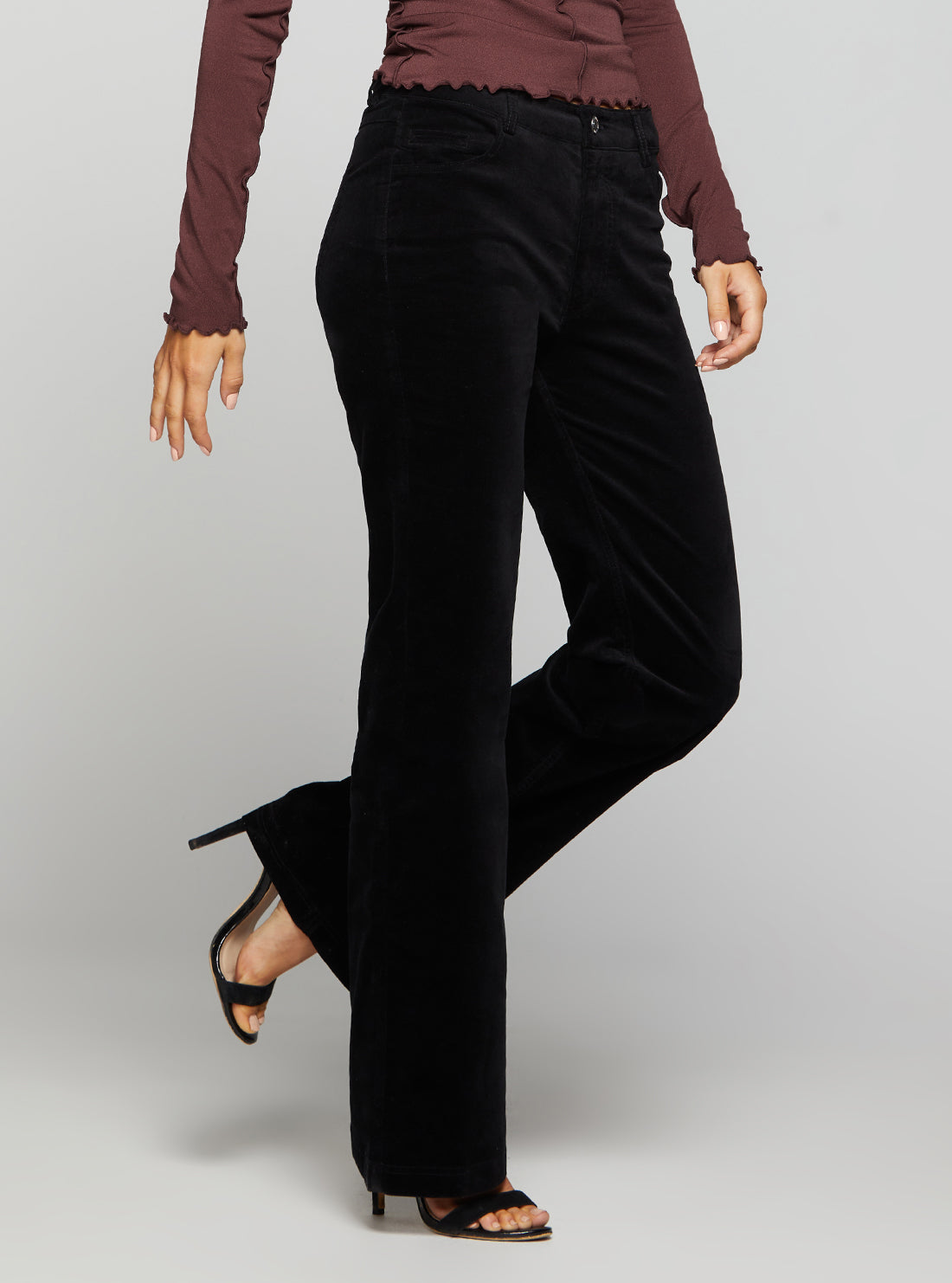 Mid-Rise Sexy Boot Denim Jeans In Jet Black Wash