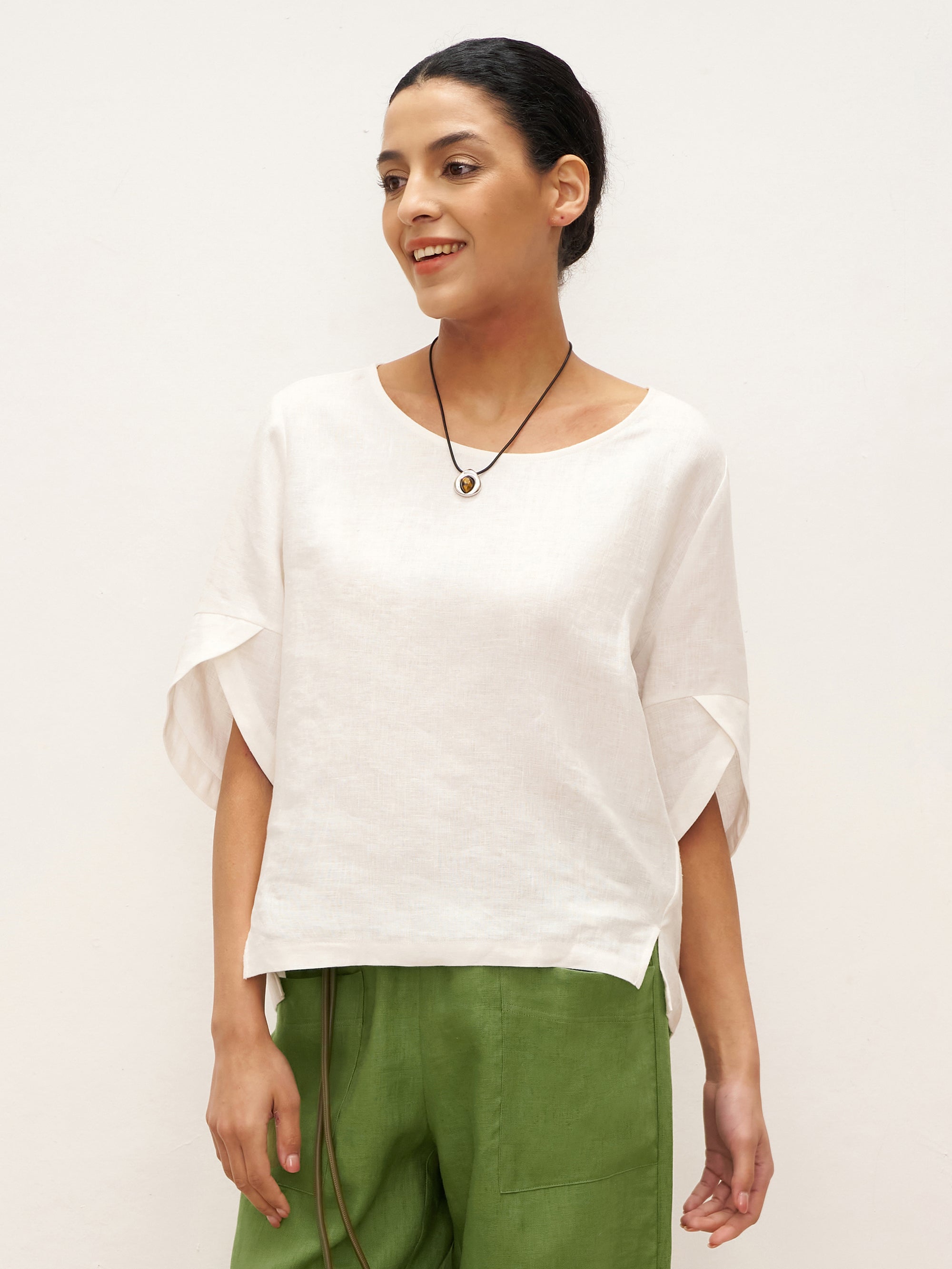 100% Linen Round Neck Petal-Sleeve Pullover LAUREL