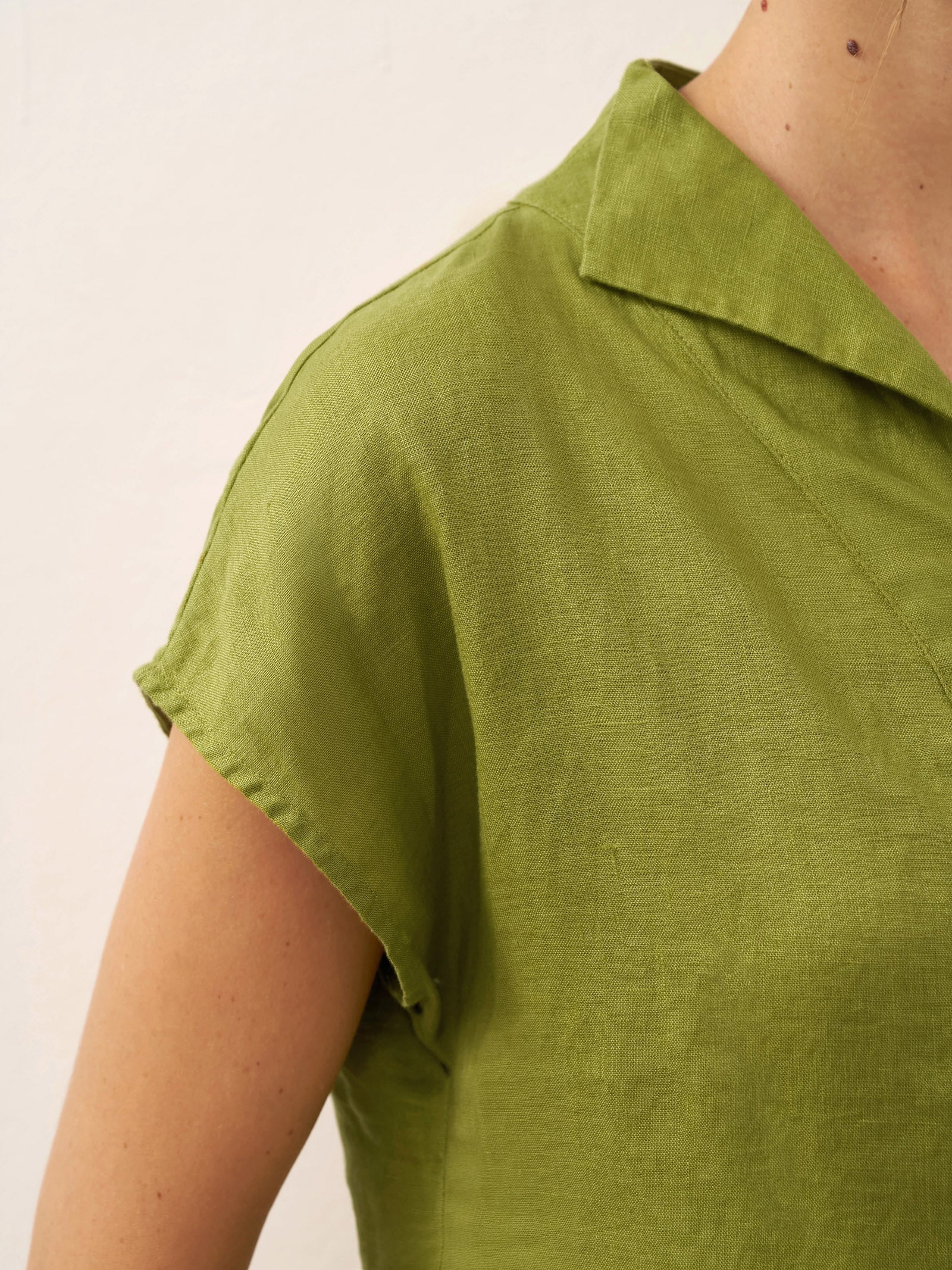 100% Linen Collared Cap Sleeve Top IVY