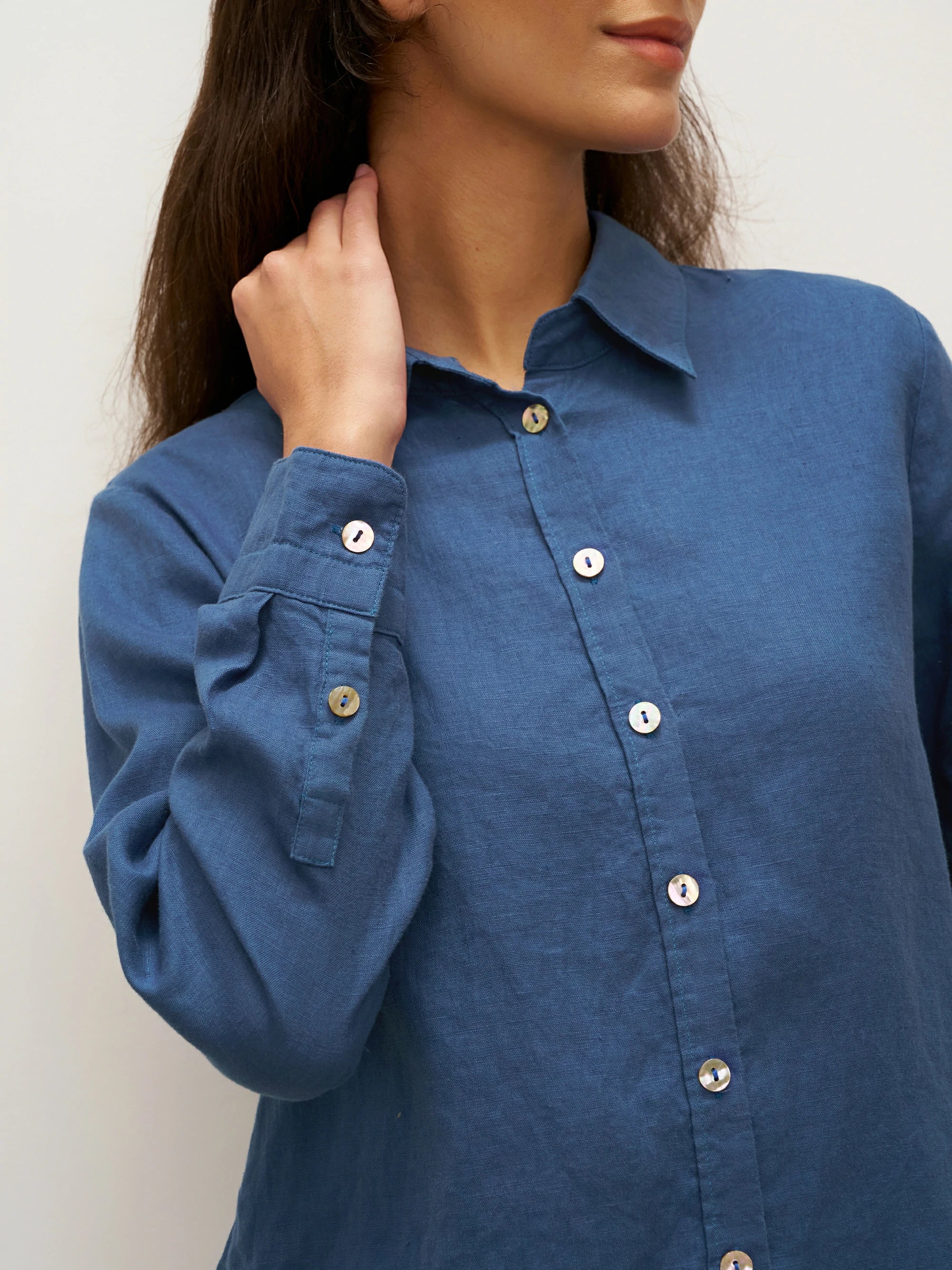 100% Linen Button-Front Shirt with Extended Hem JOVAN